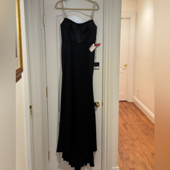 NWT Ieena for Mac Duggal 12428 Charmeuse Rhinestone Strap Trumpet Gown Black - 8 - Picture 5 of 13